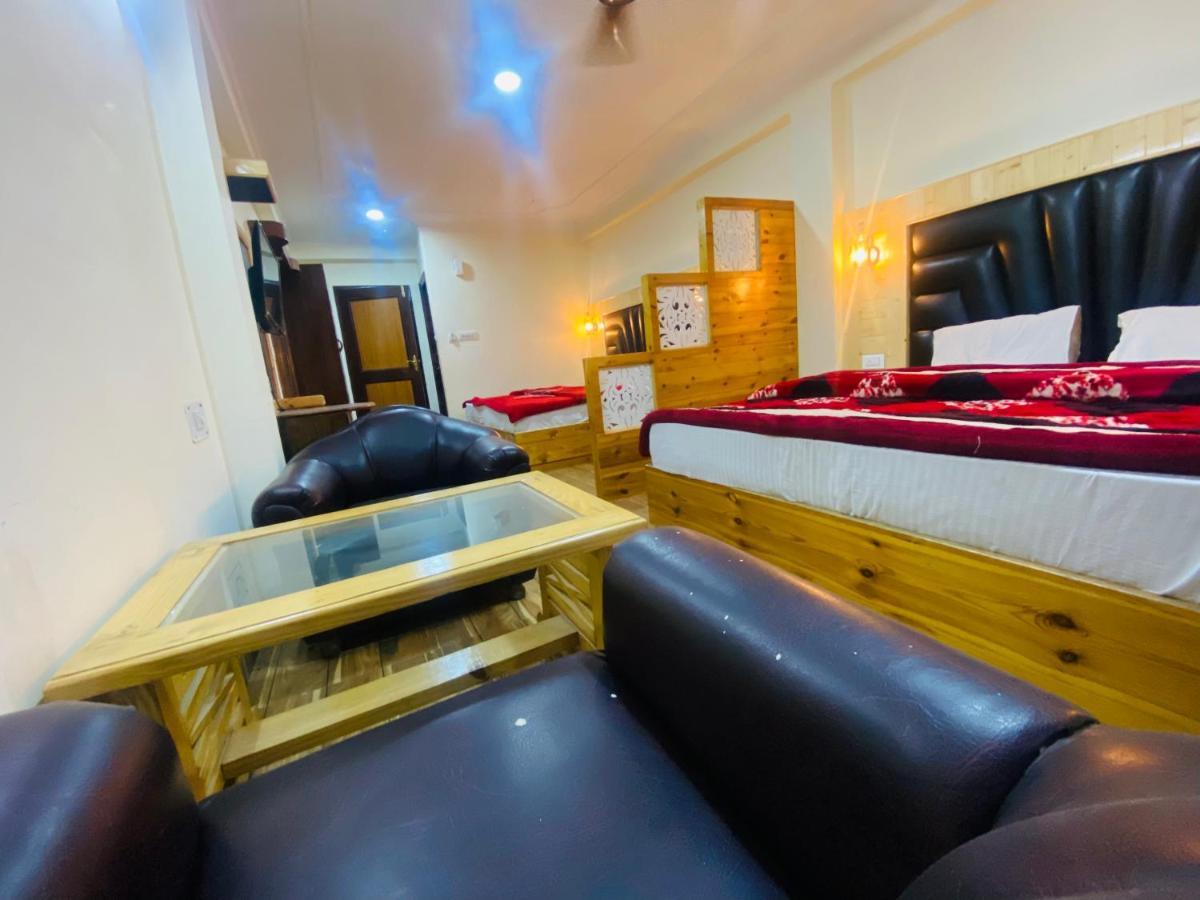 Hotel River View Manāli Buitenkant foto