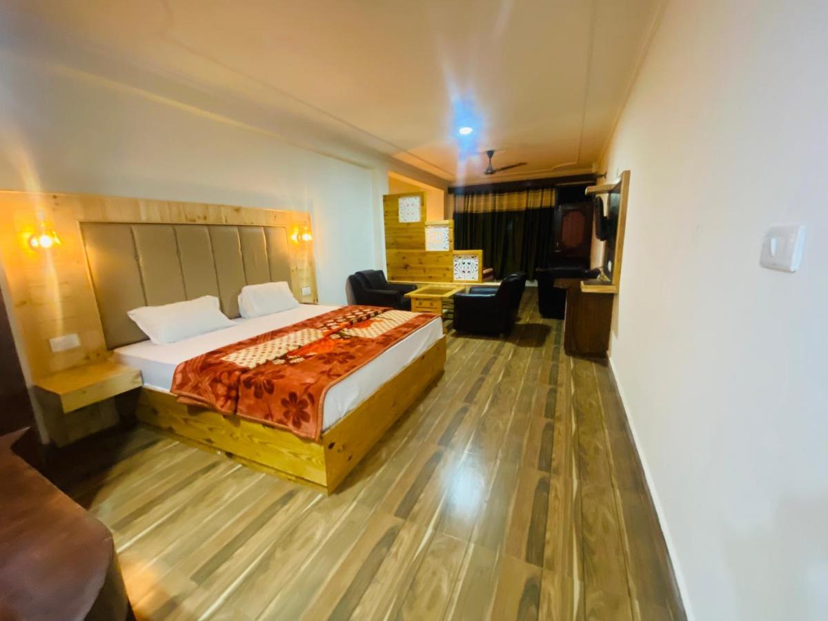 Hotel River View Manāli Buitenkant foto