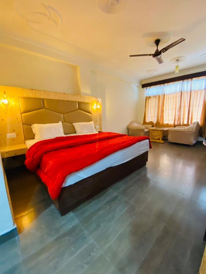 Hotel River View Manāli Buitenkant foto